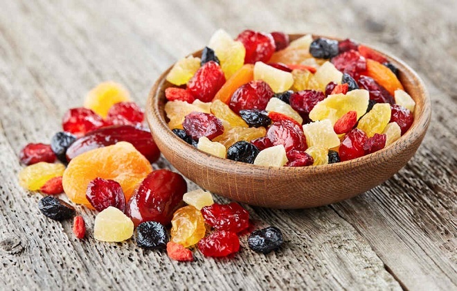Mứt, trái cây sấy là 1 trong 8 loại thực phẩm Tết bệnh nhân tiểu đường cần tránh
